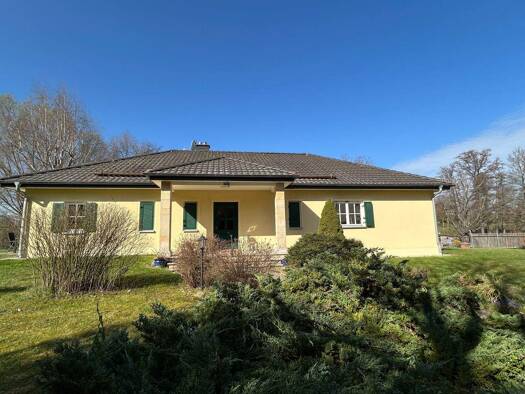 Einfamilienhaus zum Kauf 498.000 € 6 Zimmer 270 m² 2.889 m² Grundstück Culm Brahmenau 07554