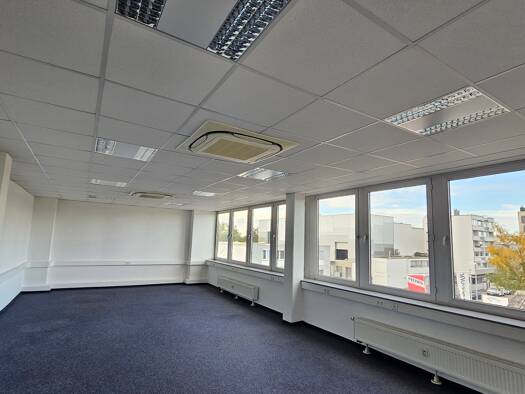 Bürofläche zur Miete provisionsfrei 9,50 € 55 m² Bürofläche Düsseldorfer Straße. 15 Waiblingen 71332