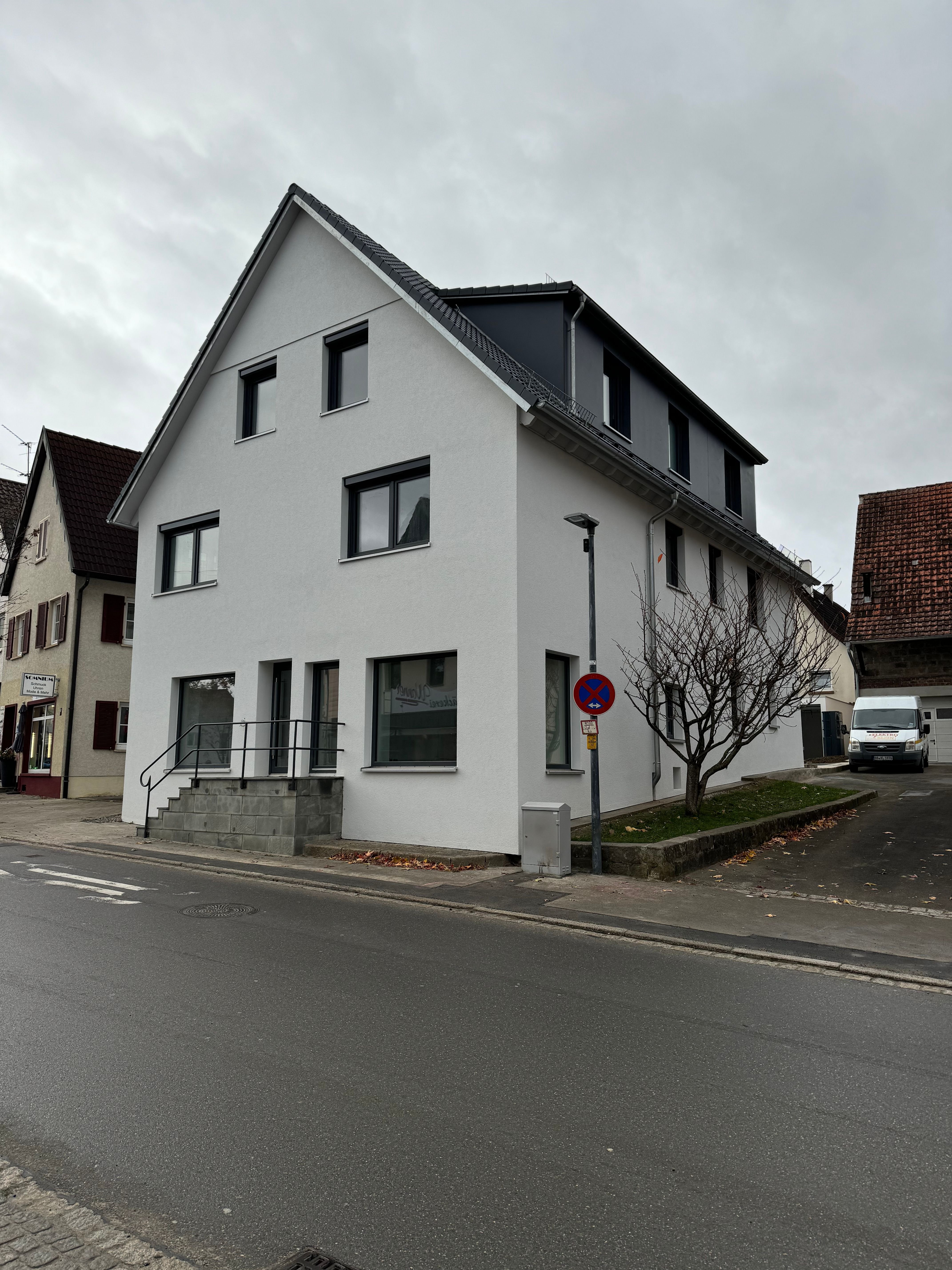 Wohnung zur Miete 1.500 € 4 Zimmer 104 m²<br/>Wohnfläche 1.<br/>Geschoss ab sofort<br/>Verfügbarkeit Tübingerstr. 14 Holzgerlingen 71088