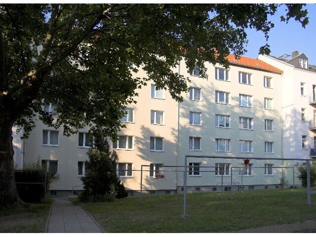 Wohnung zur Miete 139 € 1 Zimmer 15 m²<br/>Wohnfläche 2.<br/>Geschoss Senefelderstr. 43 Bernsdorf 423 Chemnitz 09126