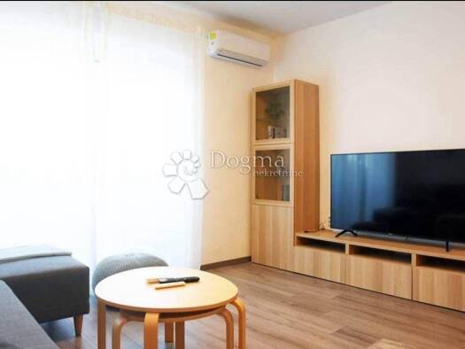 Wohnung zur Miete 650 € 2 Zimmer 46 m² Geschoss 1/2 Medulin Medulin 52203