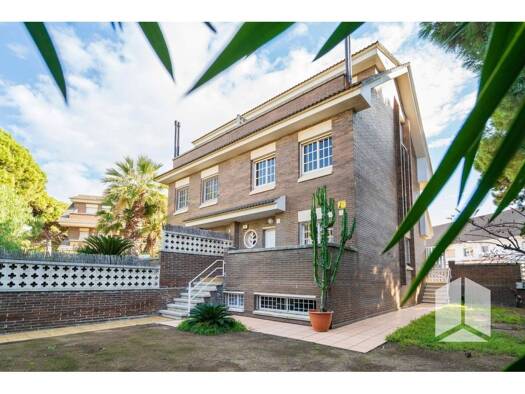 Chalet zum Kauf 980.000 € 5 Zimmer 239 m² Castelldefels 08860
