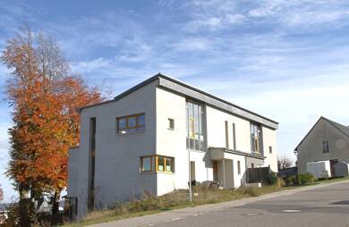 Doppelhaushälfte zum Kauf 119.000 € 4 Zimmer 155 m² 492 m² Grundstück Masserberg Masserberg 98666