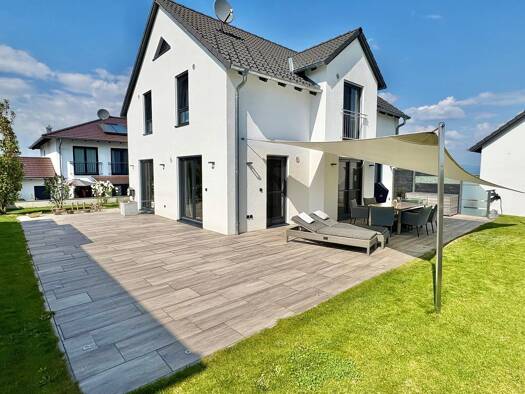 Einfamilienhaus zum Kauf 519.000 € 4 Zimmer 125 m² 813 m² Grundstück Wallerfing 94574
