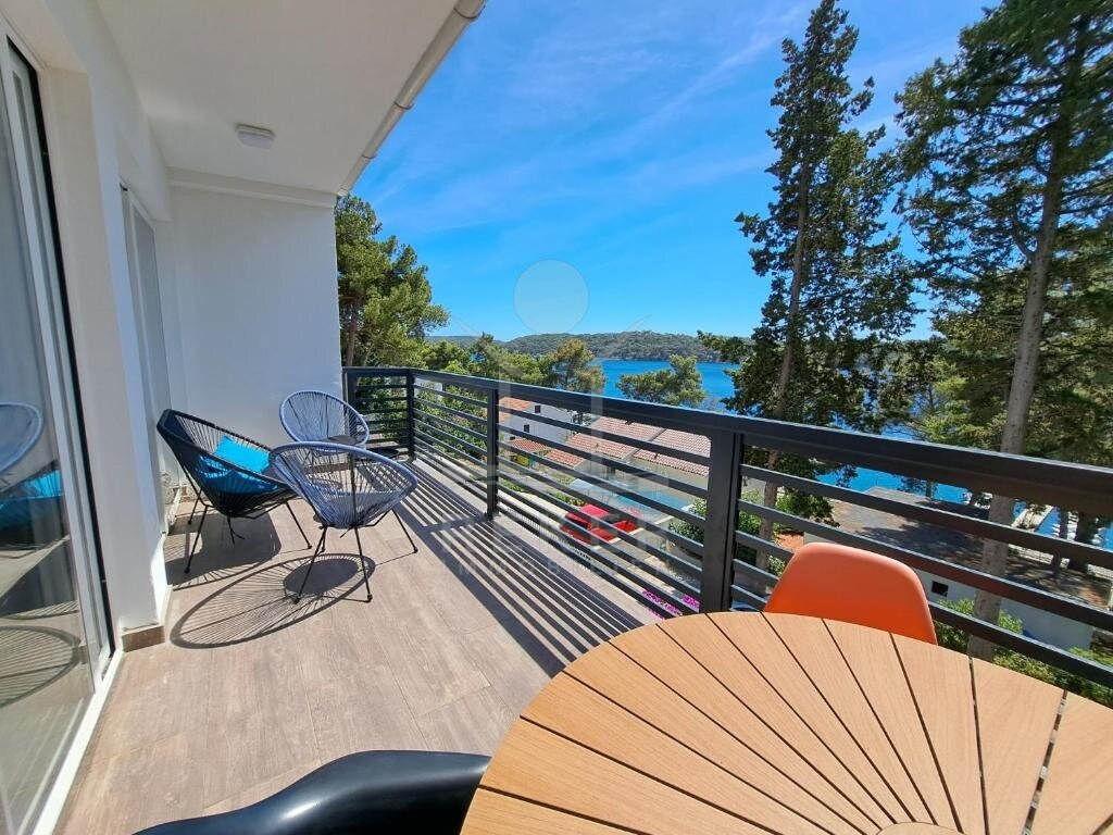 Haus zum Kauf 10 Zimmer 288 m²<br/>Wohnfläche 408 m²<br/>Grundstück Mali Losinj 51550