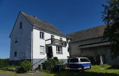 Einfamilienhaus zum Kauf provisionsfrei 66.500 € 7 Zimmer 190 m² 862 m² Grundstück Neustadt Neustadt 35279