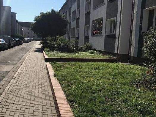 Wohnung zur Miete 316 € 2 Zimmer 50,8 m² 2. Geschoss frei ab sofort Am Klosterfeld 10 Fermersleben Magdeburg 39122