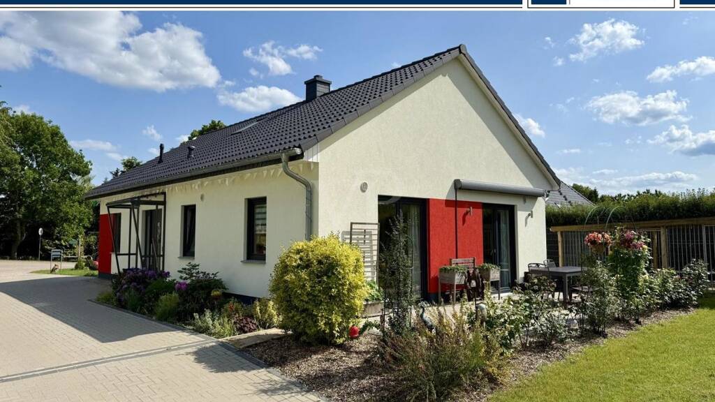 Einfamilienhaus zum Kauf 369.000 € 3 Zimmer 100 m² 1.131 m² Grundstück Marxhagen Moltzow / Marxhagen 17194