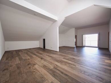 Wohnung zur Miete 1.050 € 3 Zimmer 111 m² Dachgeschoss, 2. Geschoss frei ab sofort Biebing Traunreut 83301