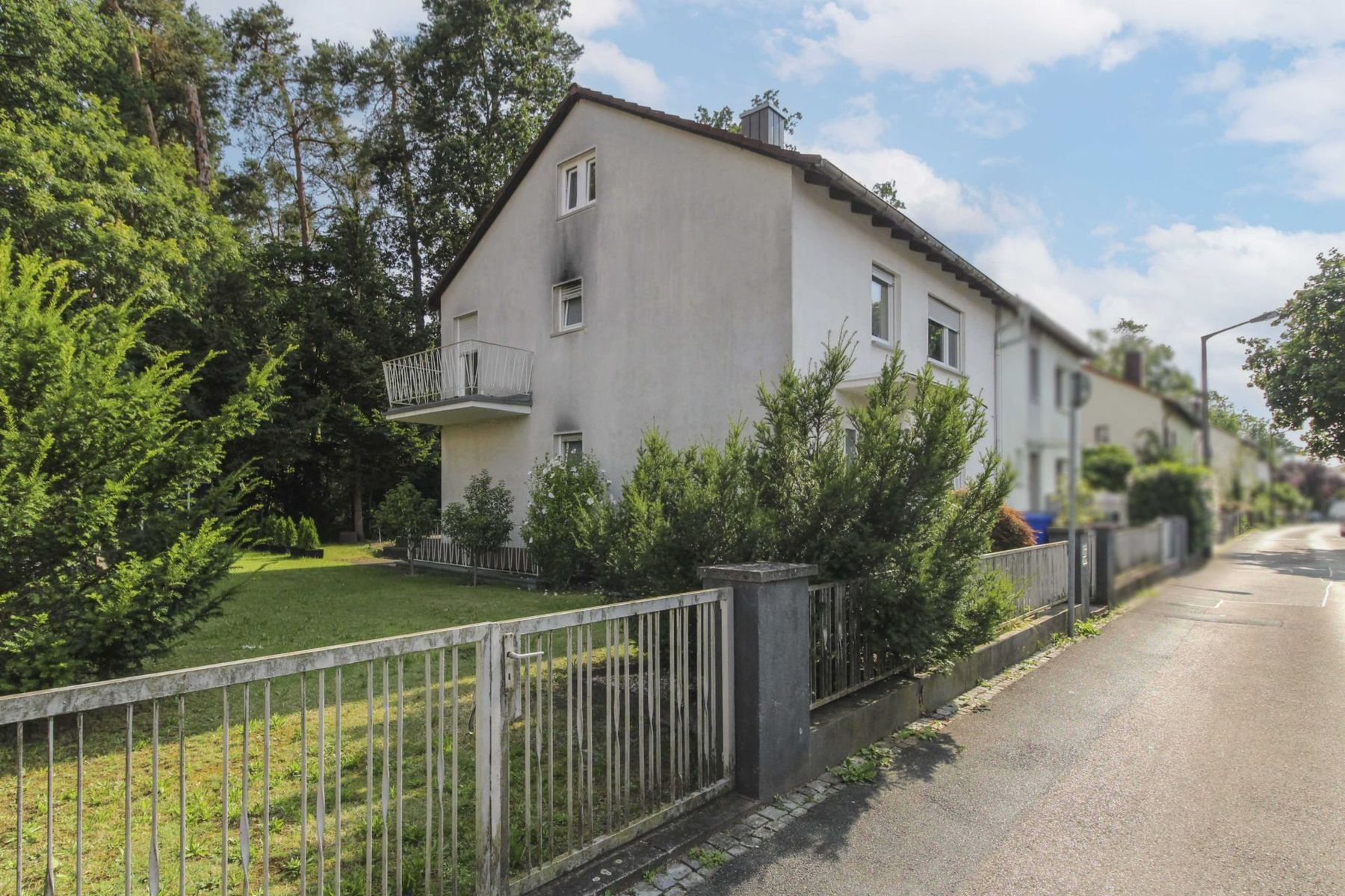 Doppelhaushälfte zum Kauf 499.900 € 5,5 Zimmer 130 m²<br/>Wohnfläche 350 m²<br/>Grundstück Katzwang / Reichelsdorf Ost / Reichelsdorfer Kelle Nürnberg 90453