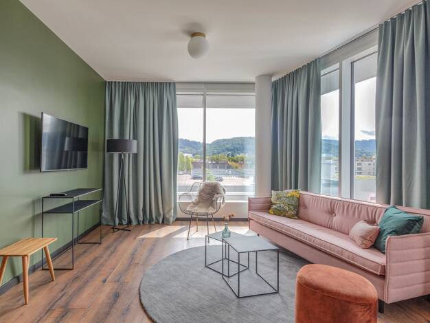 Wohnung zur Miete Wohnen auf Zeit 3.150 € 2 Zimmer 60 m² frei ab 01.04.2026 Brühl Freiburg im Breisgau 79106