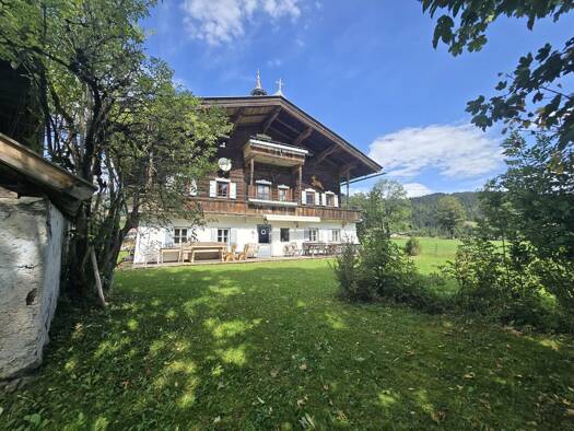 Bauernhaus zur Miete 4.000 € 10 Zimmer 267 m² Fieberbrunn 6391