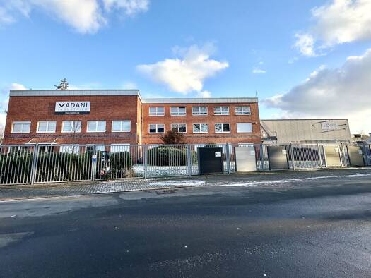 Lagerhalle zum Kauf 2.850.000 € 2.800 m² Lagerfläche Hasport/Annenheide Delmenhorst 27755