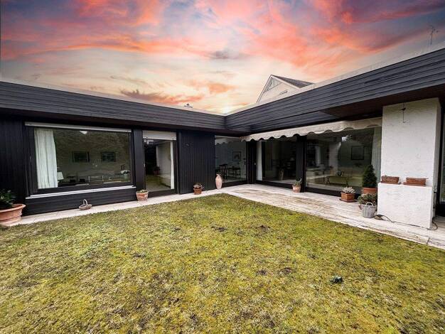 Einfamilienhaus zum Kauf 780.000 € 7 Zimmer 261,4 m² 368 m² Grundstück Musberg Leinfelden-Echterdingen / Musberg 70771