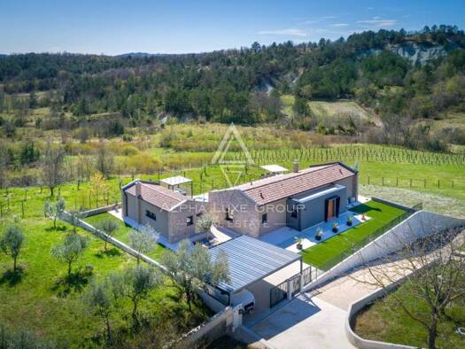Einfamilienhaus zum Kauf 1.600.000 € 3 Zimmer 130 m² Buzet Buzet 52420