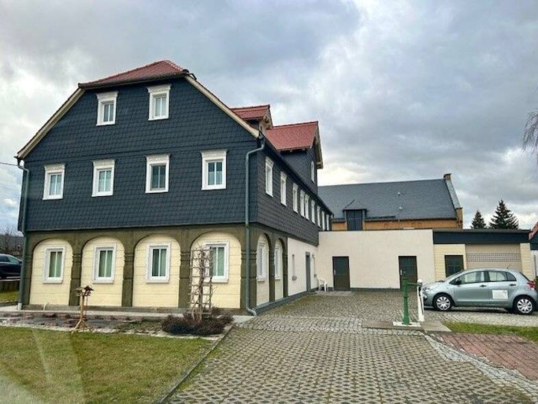 Mehrfamilienhaus zum Kauf 129.000 € 8 Zimmer 230,7 m² 704 m² Grundstück Eibau Kottmar OT Eibau 02739