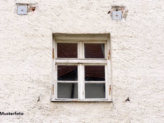 Einfamilienhaus zum Kauf 190.000 € 6 Zimmer 250,2 m² 1.000 m² Grundstück Neumarkt Neumarkt in der Oberpfalz 92318
