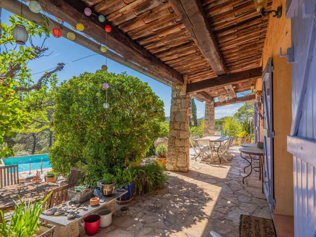 Villa zum Kauf 1.050.000 € 10 Zimmer 300 m² 27.000 m² Grundstück Ouest Lorgues 83570
