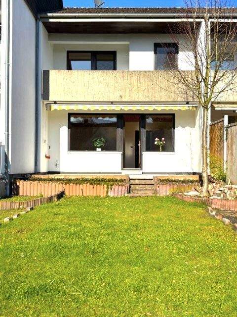 Immobilie in Rotenburg - solides Reihenmittelhaus mit Potential in guter Lage und im teilsanierten Zustand - Bild 0