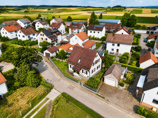 Einfamilienhaus zum Kauf 299.000 € 7 Zimmer 133,2 m² 442 m² Grundstück frei ab sofort Bernstadt 89182