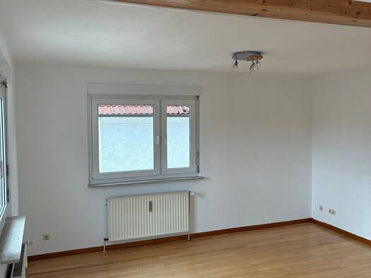 Einfamilienhaus zur Miete 1.700 € 5,5 Zimmer 145 m² frei ab 28.09.2026 Magstadt Magstadt 71106