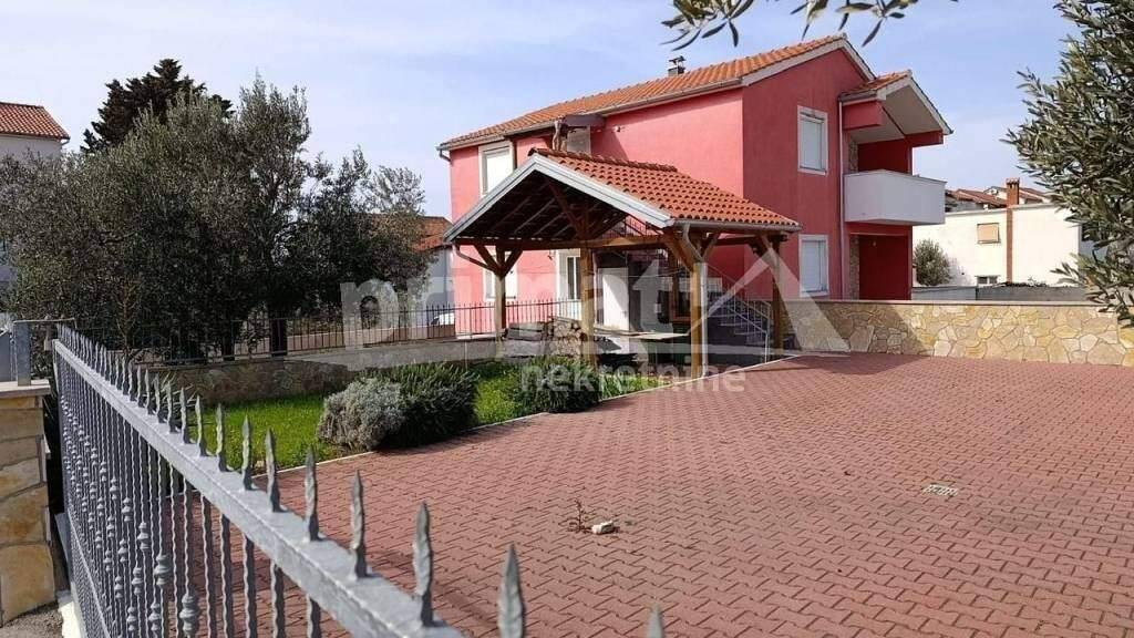 Wohnung zum Kauf 300.000 € 3 Zimmer 85 m² Tisno