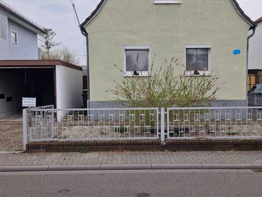 Einfamilienhaus zum Kauf 349.900 € 3,5 Zimmer 138 m² 1.040 m² Grundstück frei ab sofort Oggersheim Ludwigshafen am Rhein 67071