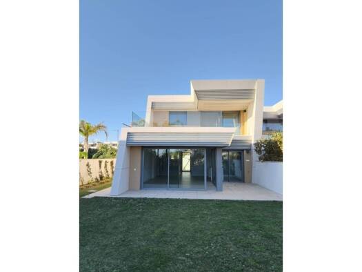 Reihenhaus zum Kauf - Erstbezug 1.069.000 € 4 Zimmer 158 m² 255 m² Grundstück Madrid 29649