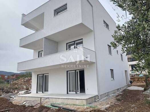 Wohnung zum Kauf 350.000 € 4 Zimmer 116 m² Geschoss EG/2 Kaštel Stari, Kaštela Kaštel Stari 21212