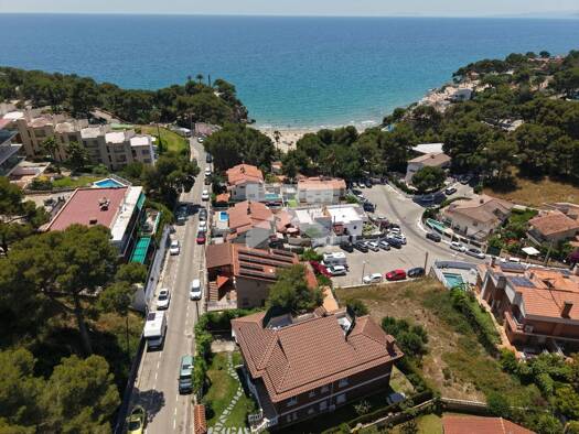 Haus zum Kauf 695.000 € 483 m² 531 m² Grundstück Salou 43840
