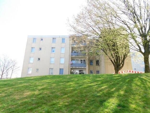 Wohnung zur Miete 651 € 3 Zimmer 77,5 m² 2. Geschoss frei ab 25.09.2026 Dasnöckel 52 Vohwinkel Wuppertal 42329