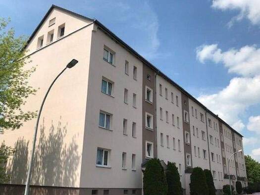 Wohnung zur Miete 375 € 2 Zimmer 50 m² 3. Geschoss frei ab 01.10.2026 Lengenfelder Straße 248 Hüttelsgrün Zwickau 08064