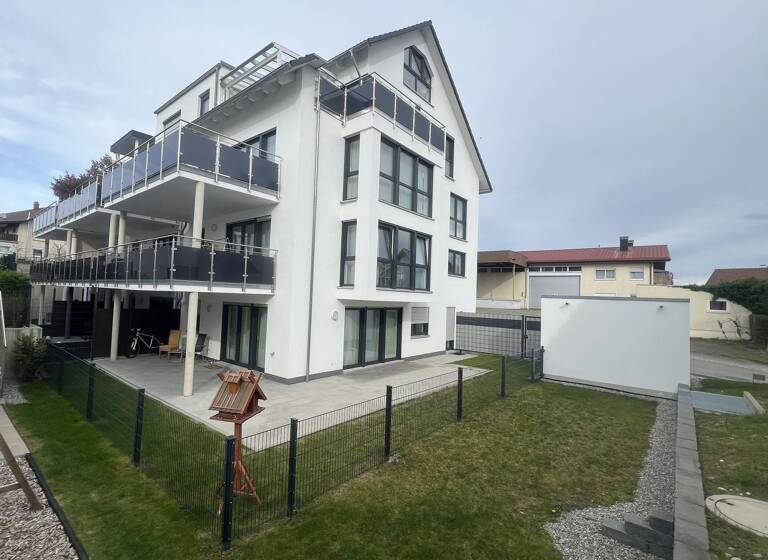 Wohnung zum Kauf 450.000 € 3,5 Zimmer 101 m²<br/>Wohnfläche EG<br/>Geschoss ab sofort<br/>Verfügbarkeit Ettenkirch 1 Friedrichshafen 88048