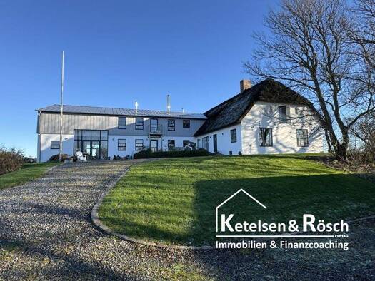 Immobilie zum Kauf als Kapitalanlage geeignet 2.950.000 € 14 Zimmer 573 m² 24.520 m² Grundstück Süderkoogweg 4 Pellworm 25849