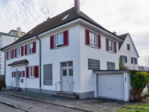 Einfamilienhaus zum Kauf 680.000 € 8 Zimmer 180 m² 346 m² Grundstück Lörrach 79539