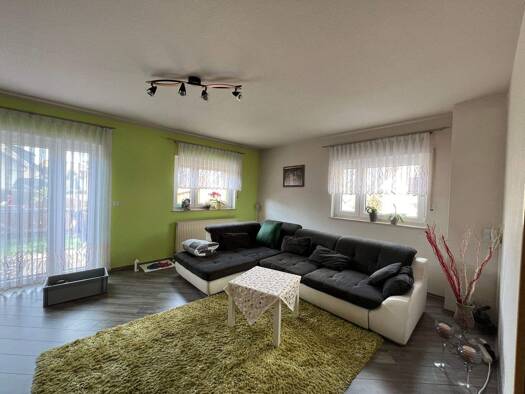Doppelhaushälfte zum Kauf 359.000 € 5 Zimmer 120 m² 363 m² Grundstück frei ab 01.03.2026 Oberhohndorf Zwickau 08056