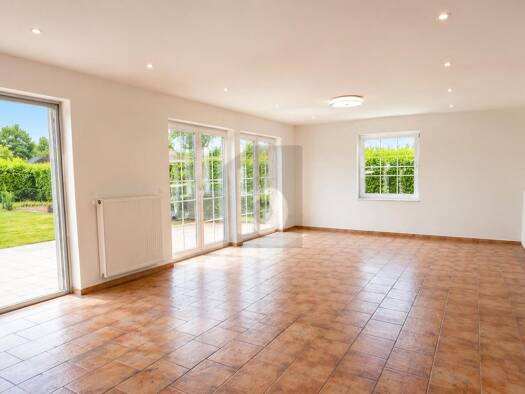 Einfamilienhaus zum Kauf 249.000 € 8 Zimmer 160 m² 600 m² Grundstück Stade Stade 21680