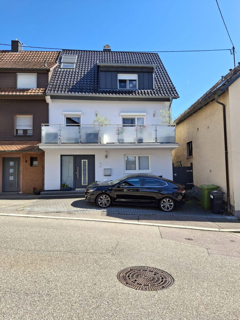 Doppelhaushälfte zum Kauf provisionsfrei 528.000 € 6 Zimmer 172 m²<br/>Wohnfläche 275 m²<br/>Grundstück Langensteinbach Karlsbad 76307