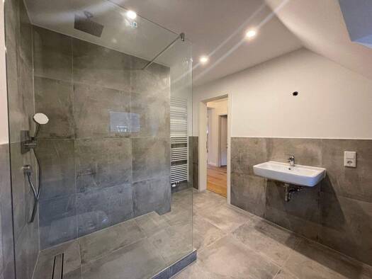 Wohnung zur Miete 1.400 € 3 Zimmer 66,2 m² 3. Geschoss frei ab 01.01.2026 Schorlemerstraße 2 Oberkassel Düsseldorf 40545