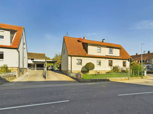 Doppelhaushälfte zum Kauf 249.000 € 7 Zimmer 123,4 m² 613 m² Grundstück Kürnbach 75057