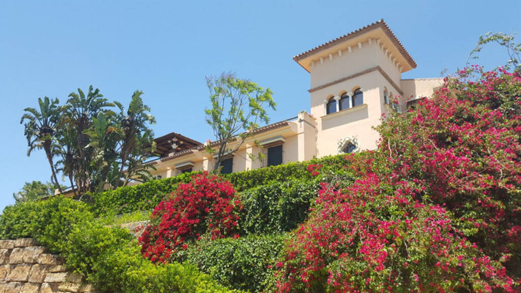 Einfamilienhaus zum Kauf 2.300.000 € 733 m² 6.860 m² Grundstück Estepona 0
