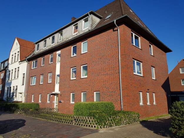 Wohnung zur Miete 352 € 2,5 Zimmer 52 m² frei ab 01.10.2026 Heppens Wilhelmshaven 26384