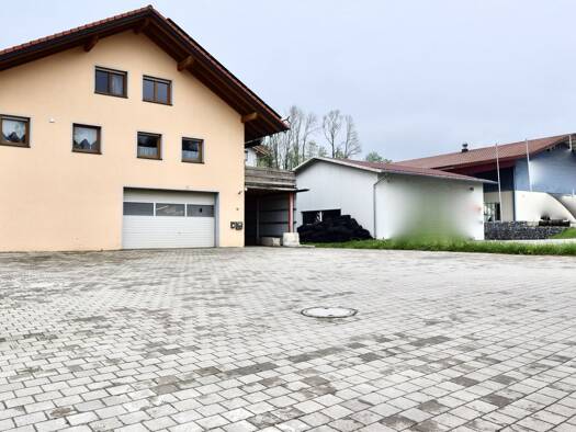 Lagerhalle zum Kauf 349.000 € 222 m² Lagerfläche teilbar von 57 m² bis 165 m² Zum Mühlenweiher 18 Oberreute 88179