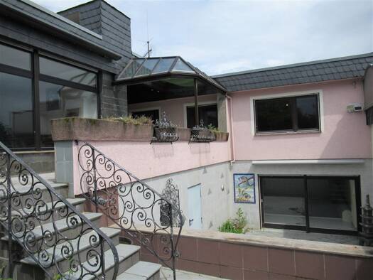Villa zum Kauf 9 Zimmer 284 m² 400 m² Grundstück Widmaierstraße 167 Möhringen Stuttgart 70567