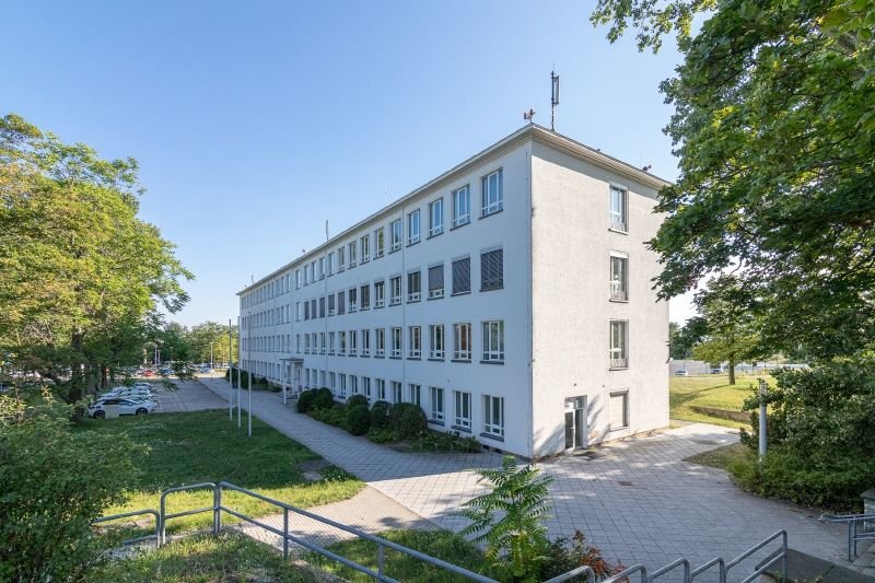 Bürofläche zur Miete provisionsfrei 12,50 € 730 m²<br/>Bürofläche ab 374 m²<br/>Teilbarkeit Flughafen Dresden/Industriegebiet Klotzsche Dresden 01109