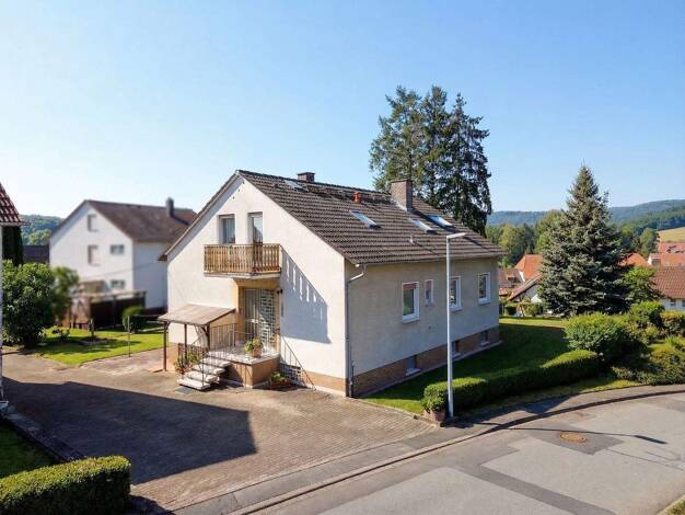 Einfamilienhaus zum Kauf 198.000 € 8 Zimmer 180 m² 1.600 m² Grundstück Nesselröden Herleshausen 37293