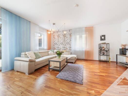 Einfamilienhaus zum Kauf 849.000 € 7,5 Zimmer 178 m² 691 m² Grundstück Pfullingen 72793
