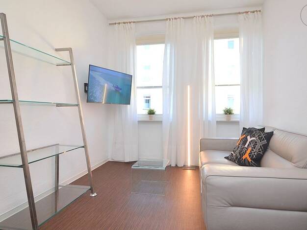 Wohnung zur Miete auf Zeit 590 € 3 Zimmer 45 m² frei ab 01.11.2026 Rennweg Weiterer Innenstadtgürtel West / Nord / Ost 90489