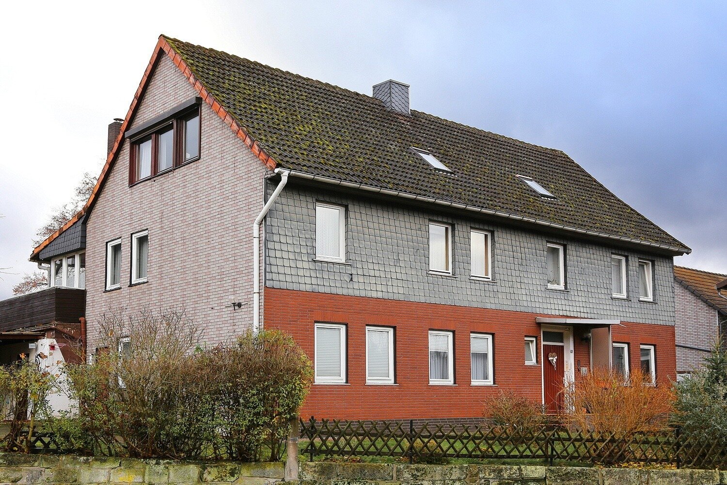 Mehrfamilienhaus zum Kauf 135.000 € 12 Zimmer 349,5 m²<br/>Wohnfläche 572 m²<br/>Grundstück Wolfshagen Langelsheim 38685