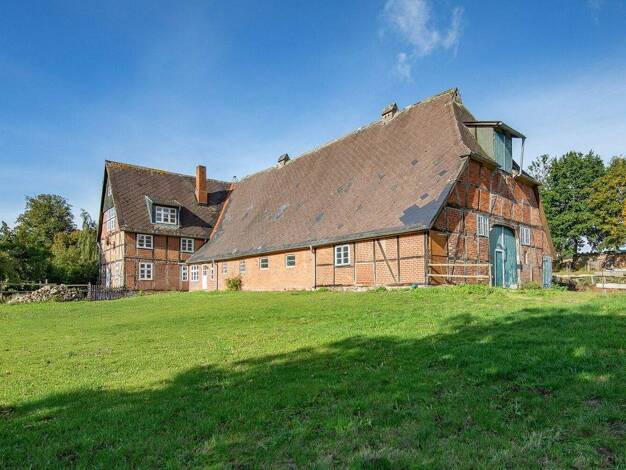 Bauernhaus zum Kauf 450.000 € 7 Zimmer 235 m² 5.656 m² Grundstück Beusloe Schashagen/ Marxdorf 23730